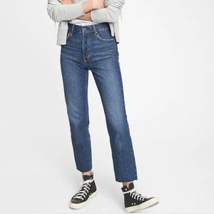 Gap - High Rise Cheeky Straight Jeans